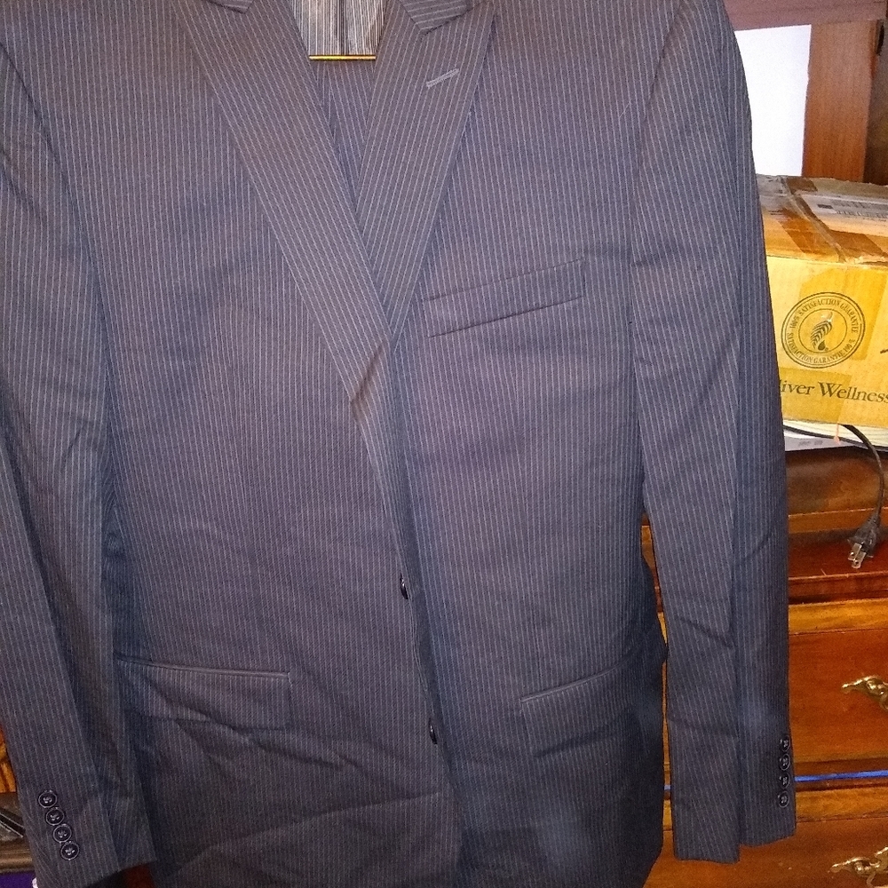 Men designer suit MUST SEE!